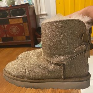 UGG Golden Mini Bailey Bow Sparkle boots